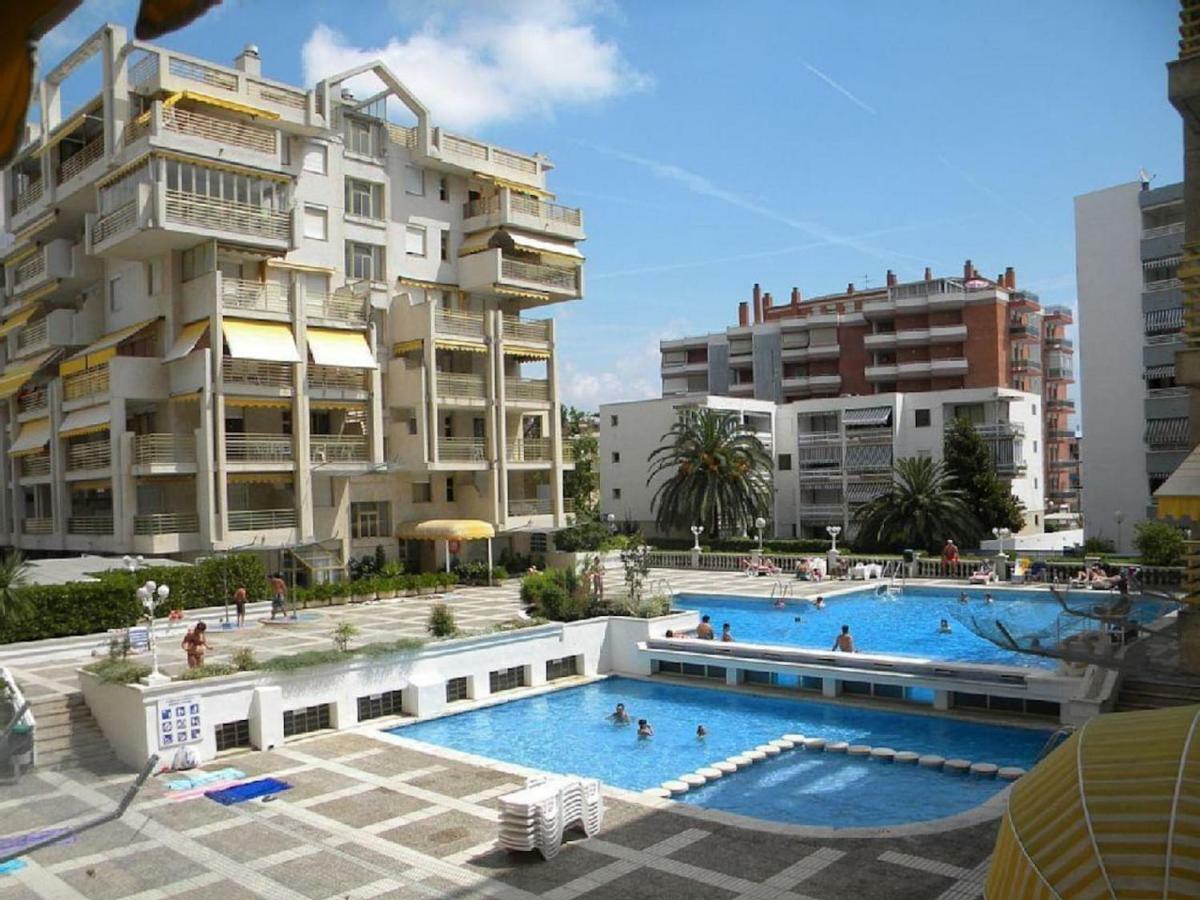 Cozy Beach Penthouse Salou Apartment Luaran gambar